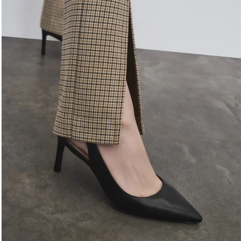 NIB $375 Stuart Weitzman Linsi Pointed Toe Slingback Pump, ADOBE, size 12! - Picture 7 of 7